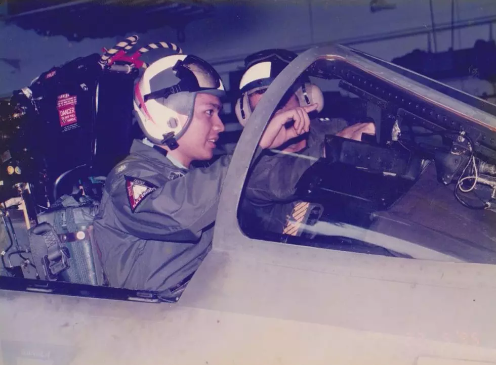 This Kalamazoo Civilian Had a Real-Life Top Gun Experience