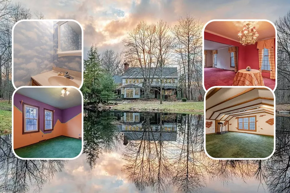 $599k Ohio Home Looks Like it Was Designed by 6 Different People