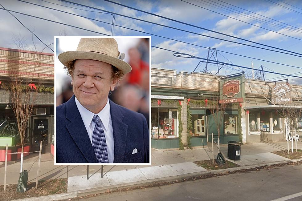 John C. Reilly Spotted Snagging Lunch From Grand Rapids Deli