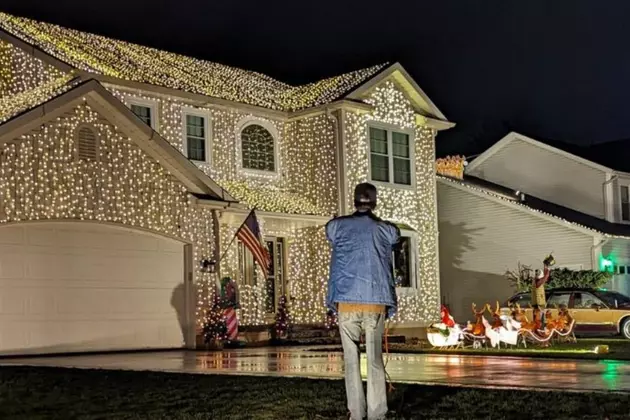 It&#8217;s A Griswold Style Christmas at this Light Display in Ohio