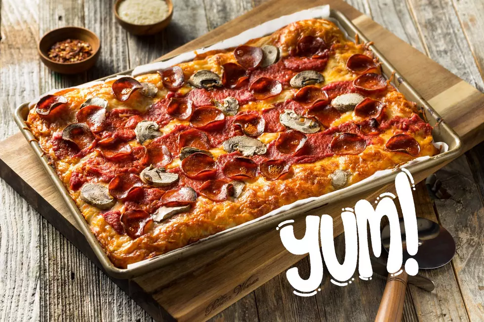 Detroit style pizza