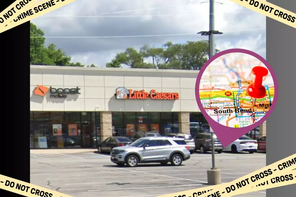 South Bend, Indiana: Little Caesars Employees Take Down Robber