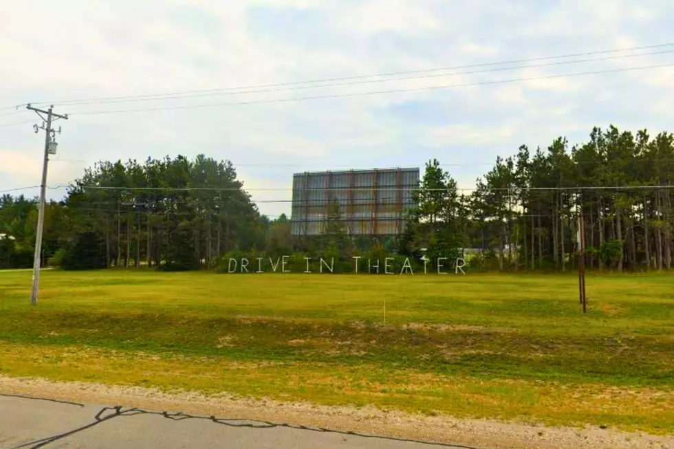 Highway 2 Community Drive-In, Manistique