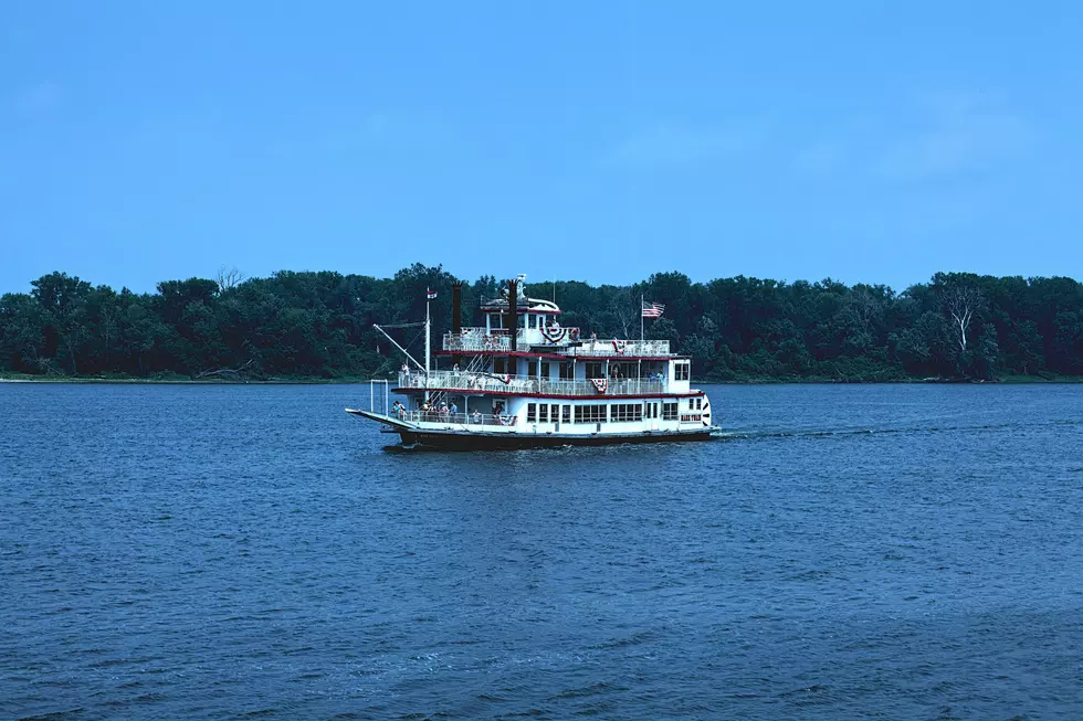 riverboat cruise