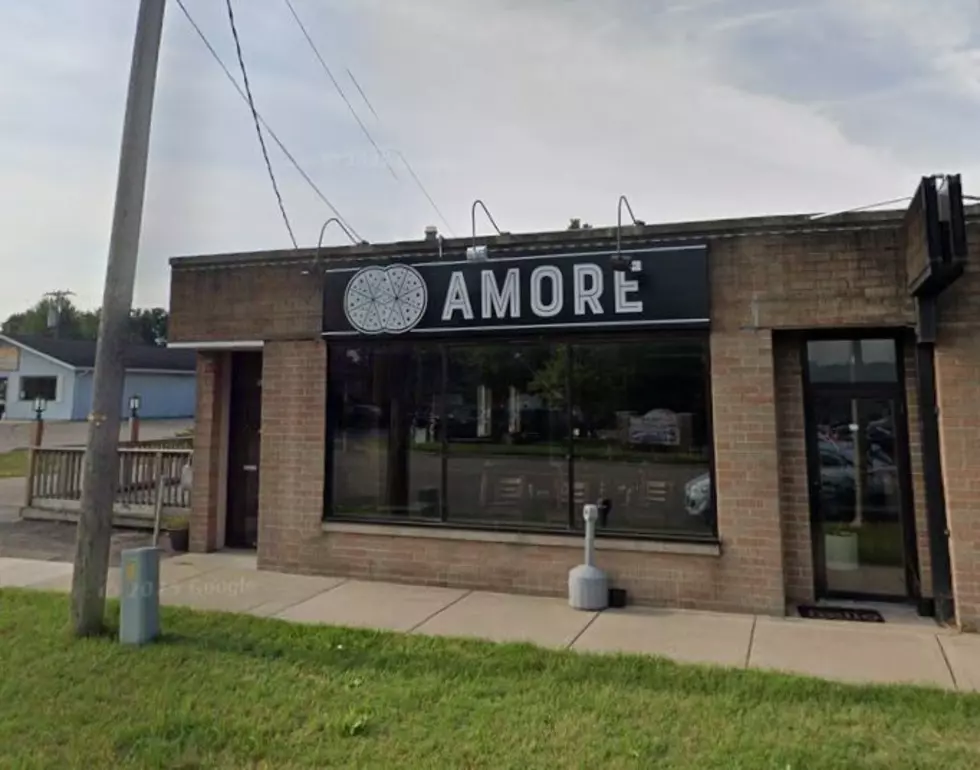 Amore Pizza Paw Paw Michigan