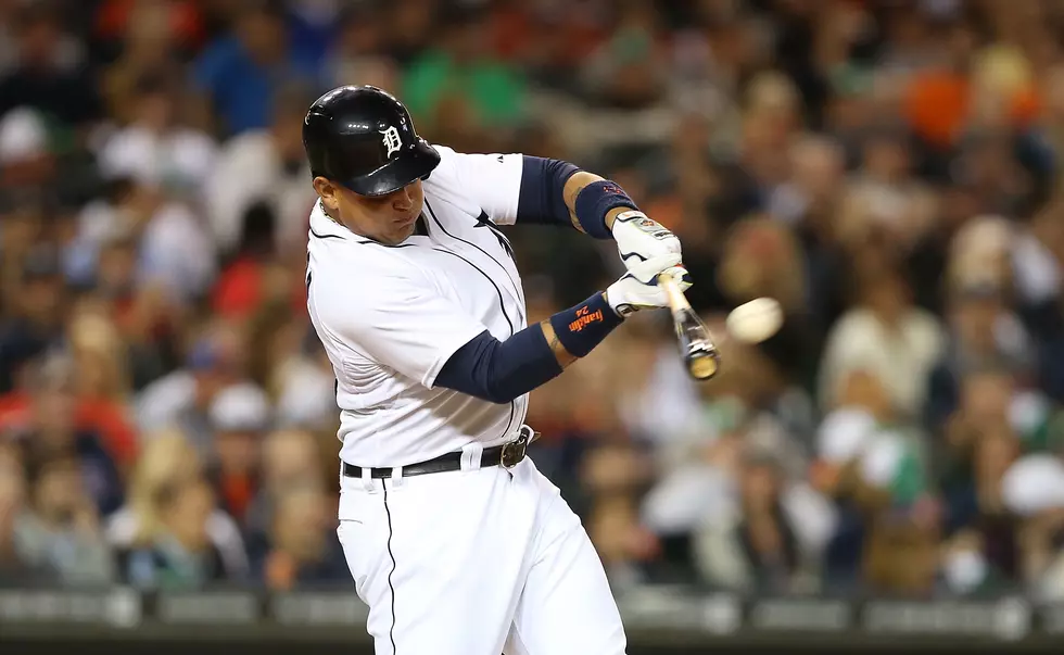 Miguel Cabrera,Kris Bryant Up For Hank Aaron Award 2016