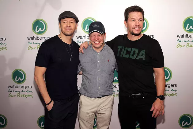 Taylor,Michigan Wahlburgers To Be Featured On Reality Show 8-1