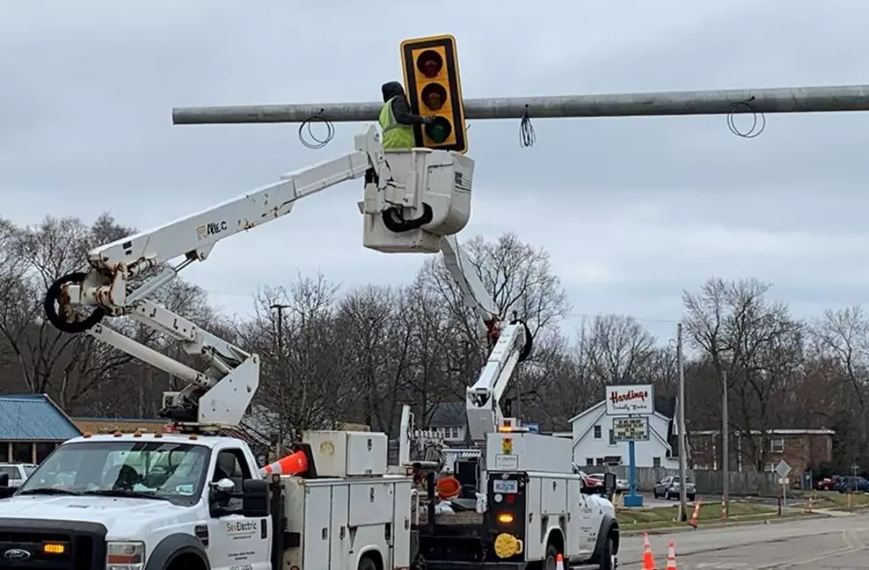 Oldest Kalamazoo County Traffic Light Replaced, Road Commission Says &#8220;Guess The Age&#8221;