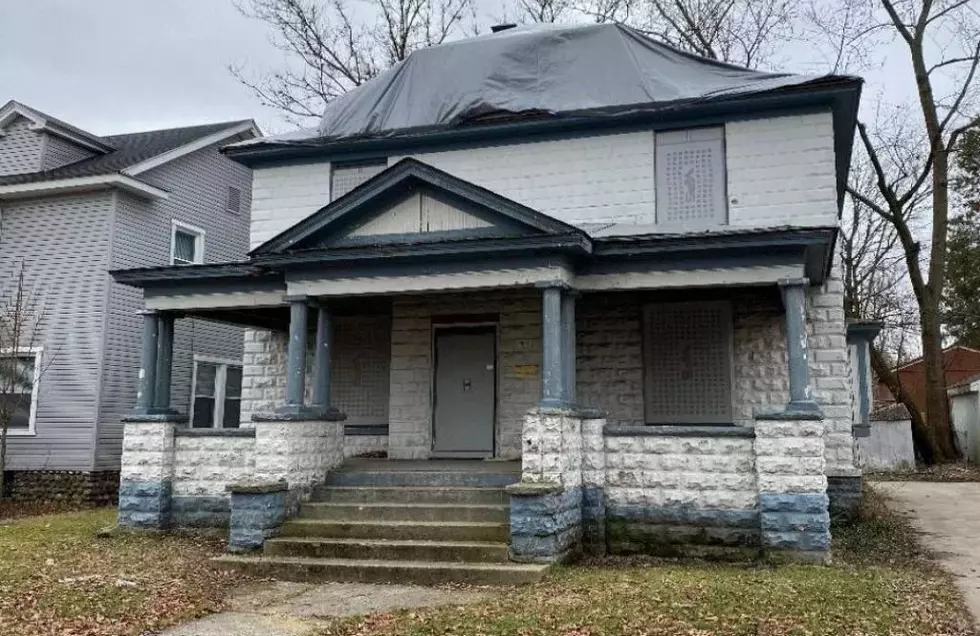 See Inside the Cheapest House For Sale Right Now in Kalamazoo