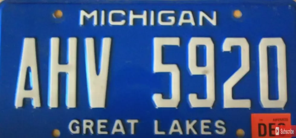 The Classic ‘Lake Superior Blue’ License Plate May be Coming Back