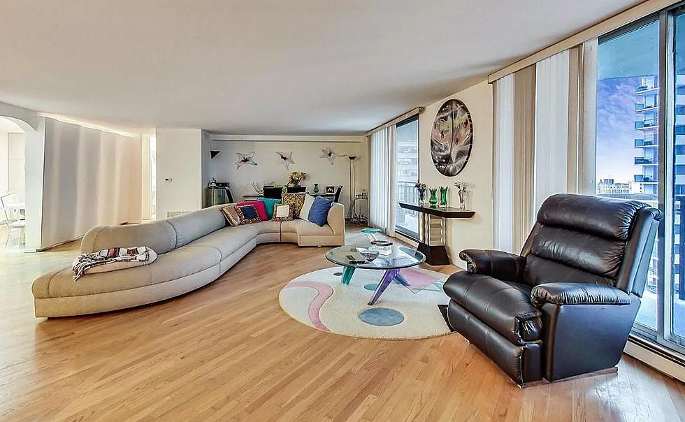Chicago Condo For Sale is, Like, Straight Out of Miami Vice, 1985