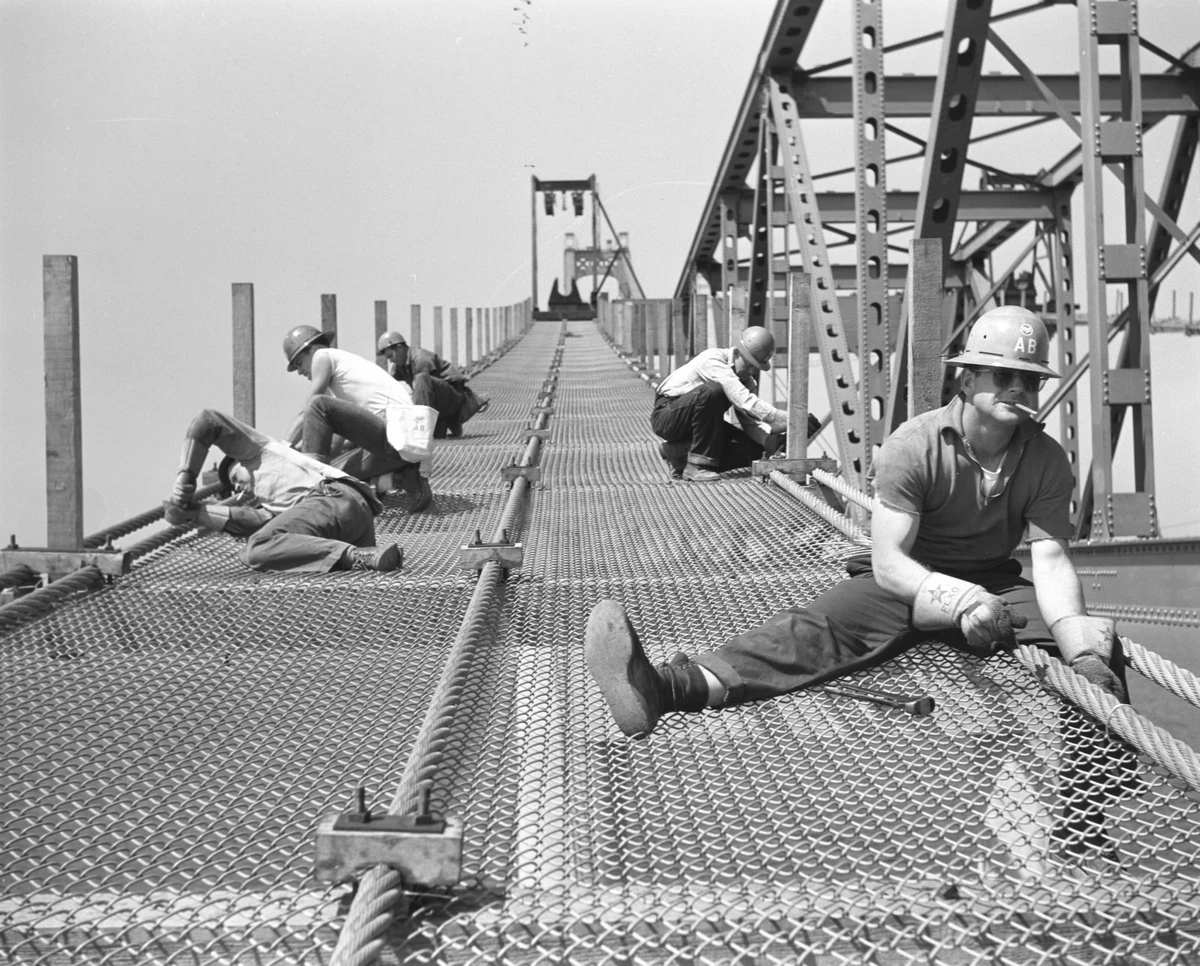 Attachment Mackinac Bridge Construction Jack R. Thompson ?w=1200&h=0&zc=1&s=0&a=t&q=89