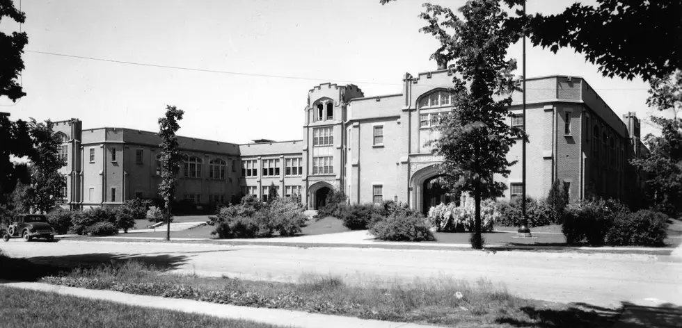 Battle Creek's Southwestern Jr. High Could Become Apartments