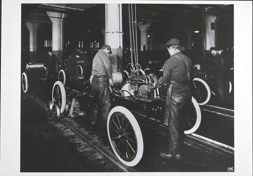 Model-T Found In Detroit River COULD Belong To Late Michigan Man