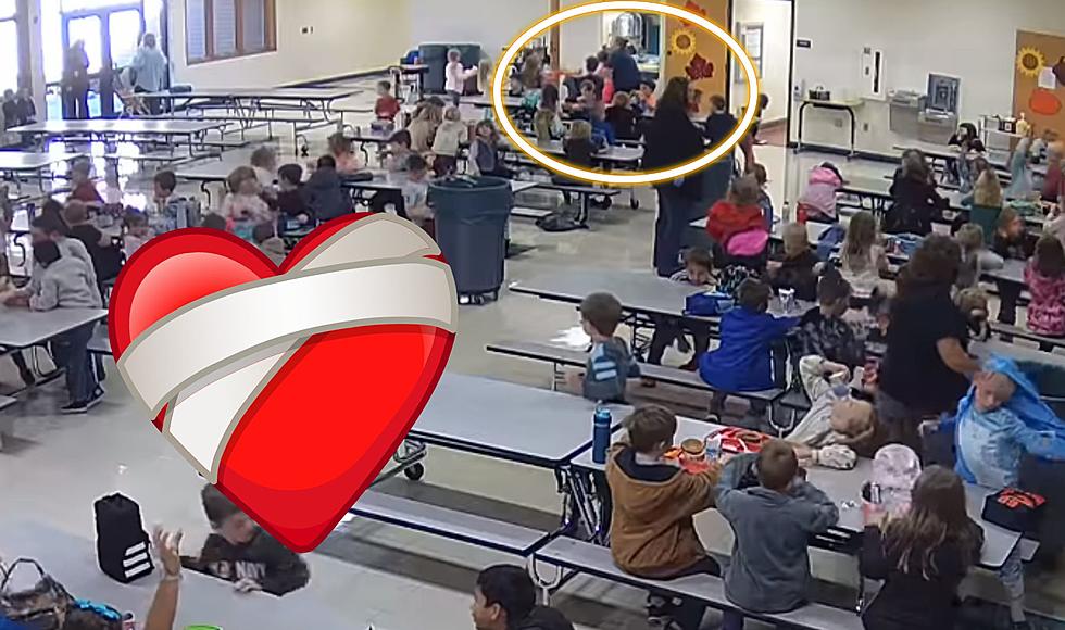 Watch This Jackson, Ohio Teacher’s Aide Save Choking Child’s Life During Lunch