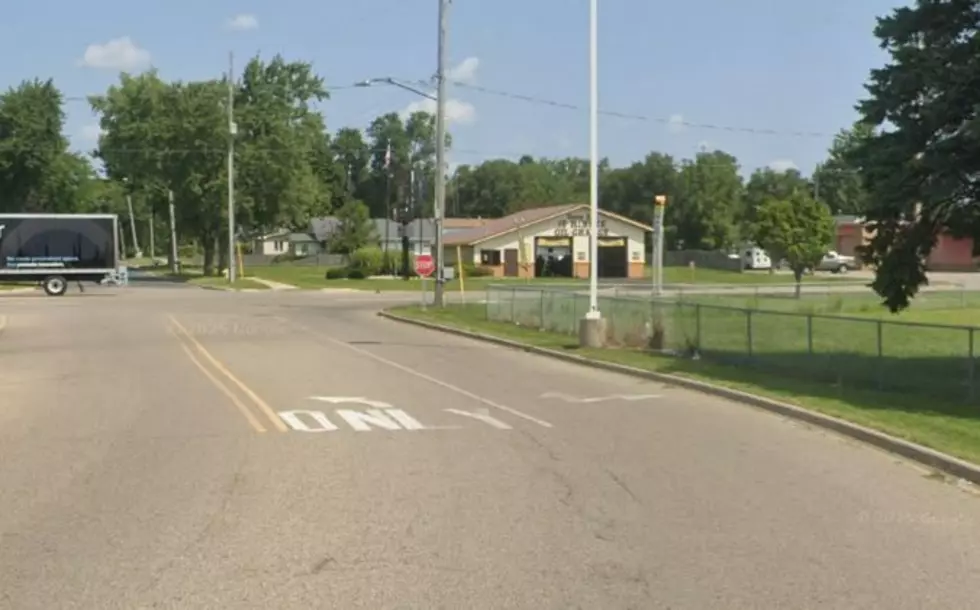 Lakeview Middle School Dismissal Traffic Backs Up Onto Columbia Avenue Daily