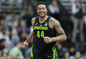 Michigan State&#8217;s Nick Ward is Out With Hairline Fracture