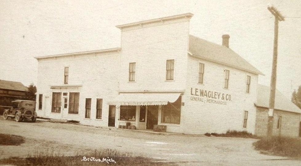 Old Michigan Stagecoach Stop: Brutus, in Emmet County