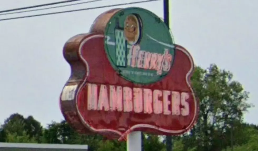 The Last Remaining “Henry’s Hamburgers” in the U.S. is in Benton Harbor, Michigan