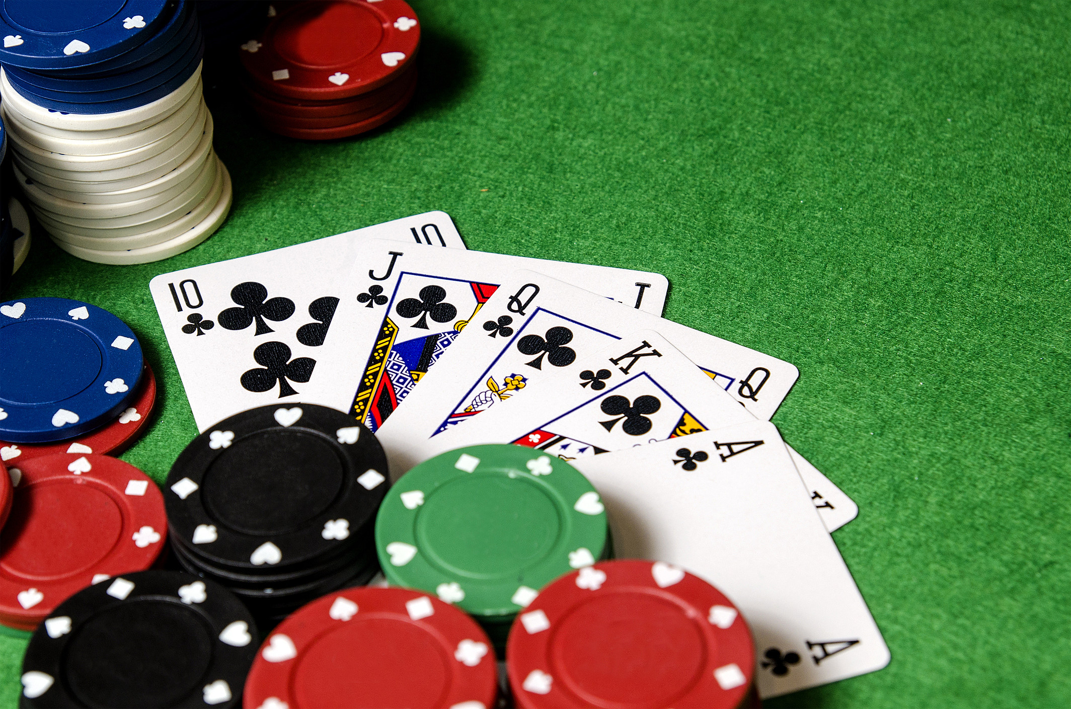 is online gambling legal in michigan
