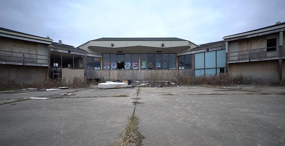 Abandoned ‘House’ Apartment Building, Lansing – 2010s