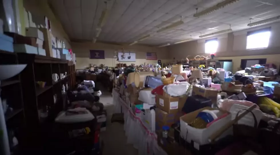 Abandoned Thrift Shop in Northern Michigan: Computer Still Hooked Up and Working