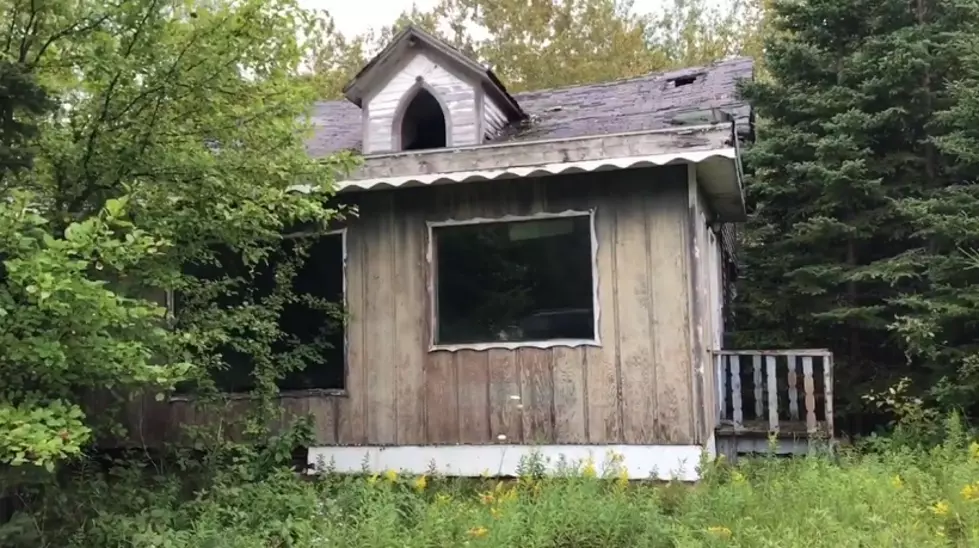 Abandoned Ice Cream Shop Found in the Woods: Upper Peninsula, Michigan