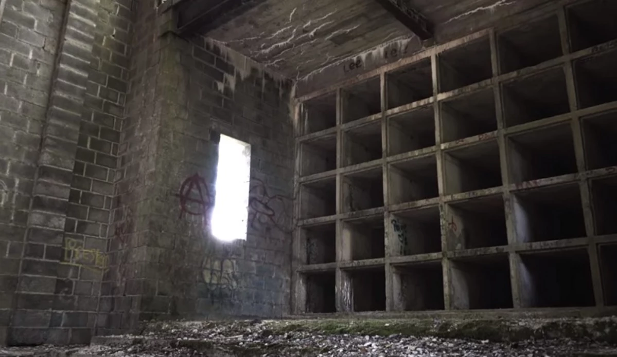 michiganders-find-abandoned-mausoleum-in-the-woods
