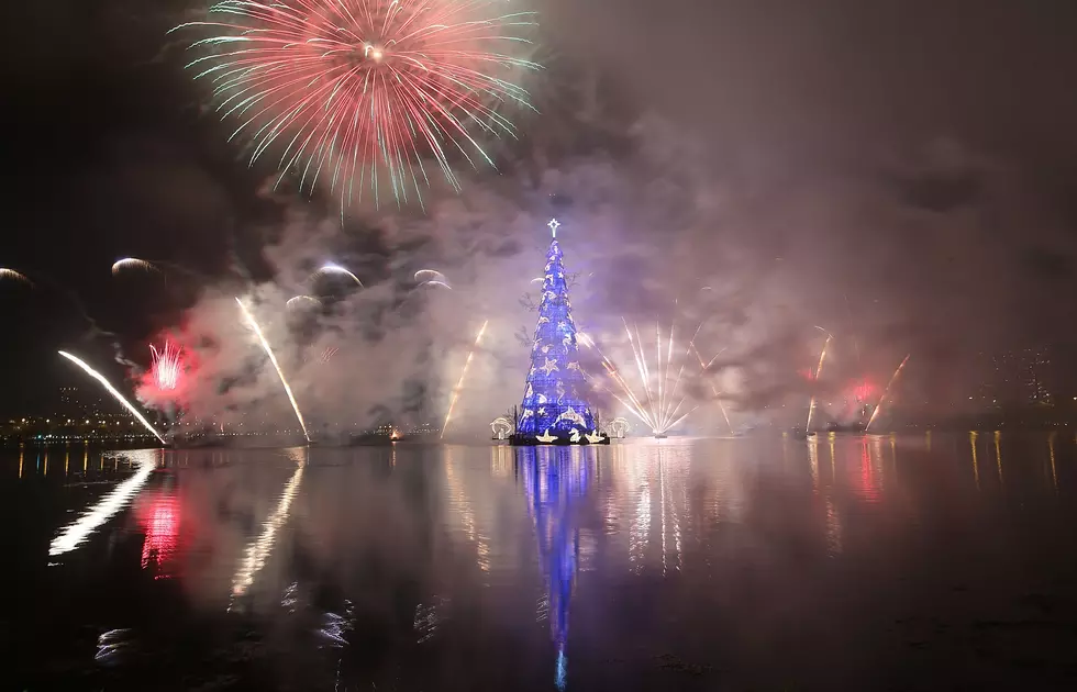 A Floating Christmas Tree on Michigan&#8217;s Big Glen Lake?