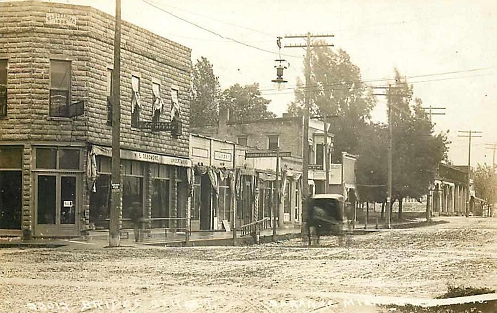 ‘Then-and-Now’ Photos of Saranac, 1900-2000s: Ionia County, Michigan