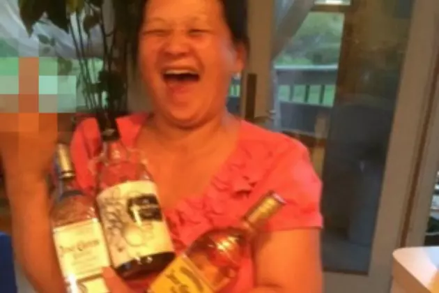 Saucy (Sauced?) Mom Wins 1,000 Words Mother&#8217;s Day Photo Contest