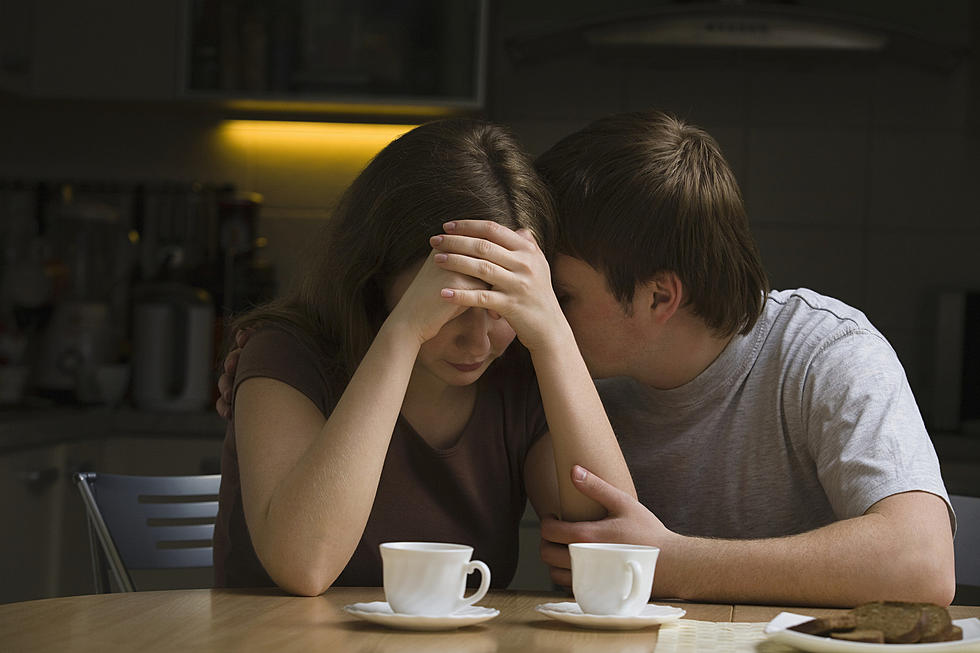 10 Ways To Help Your Significant Other When They&#8217;re Grieving