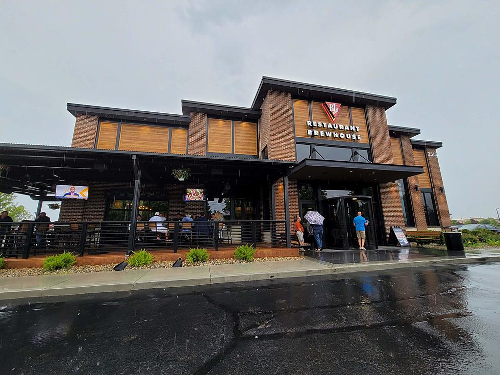 New Delicious Spot For Food And Brews Eastwood Towne Center Lansing