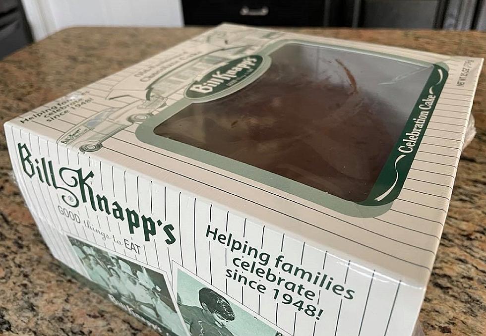 A Family Tradition Born And Carried On in Jackson, Michigan: Bill Knapp&#8217;s Cake