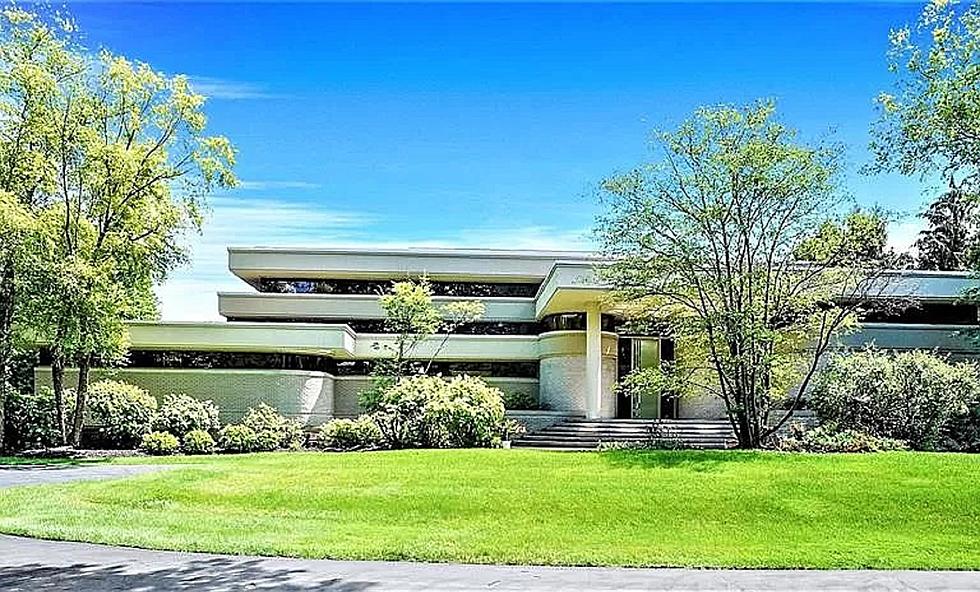 Live Like a Bond Villain in This Bloomfield Hills, Michigan Mansion