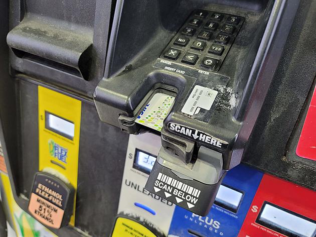 &#8220;Please See Cashier&#8221; At The Pump? Go Inside or To Another Station?