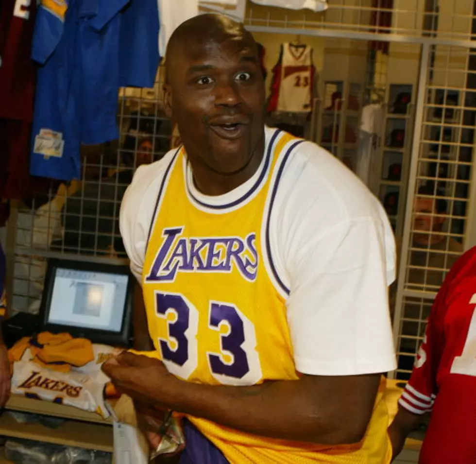 Cop Tells Kids He’s Bringing Friends Back to Play Hoop With Them – He Brought Shaq Back!