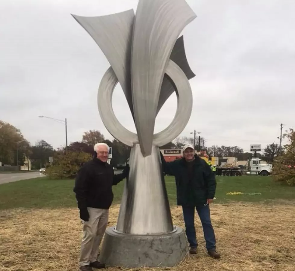 New Lansing Sculpture Installed at Oakland Ave and Saginaw Street