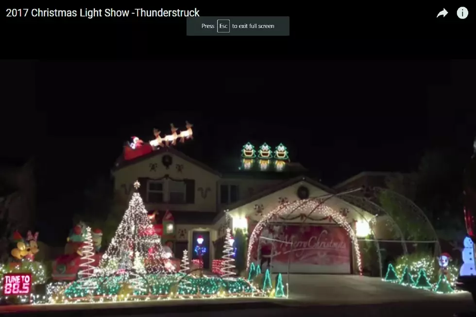 Thunderstruck Christmas Light Show