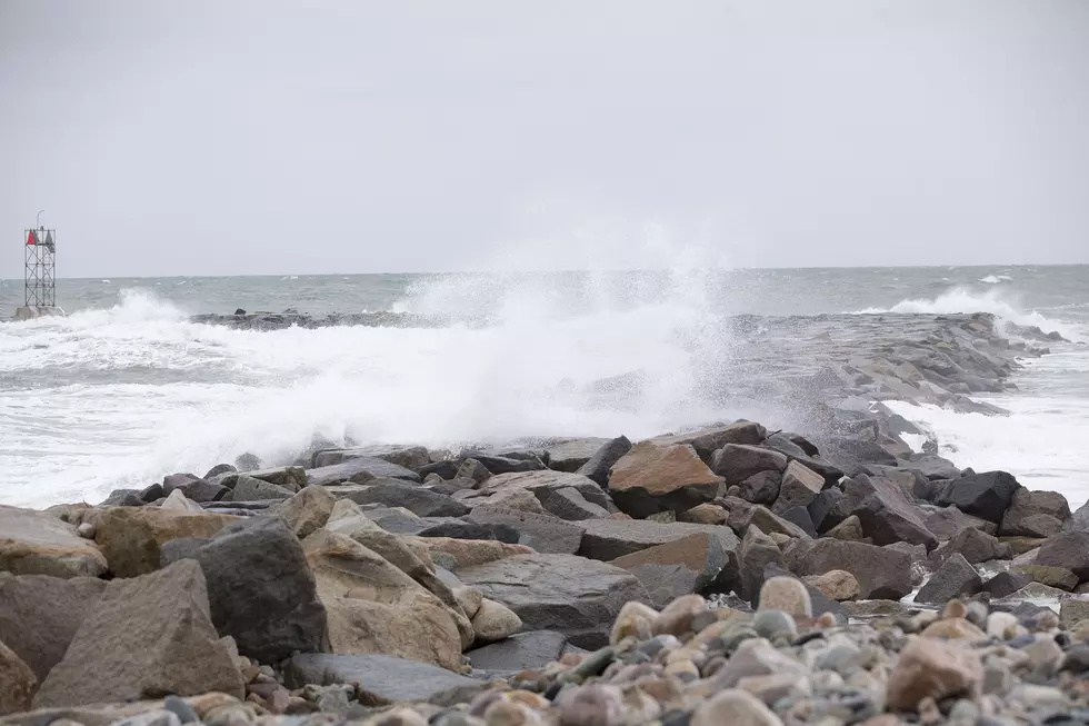 Ten Foot Waves Expected Today on Lake Michigan