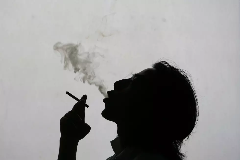 Hawaii Lawman Proposes Smoking Ban on ANYONE Under 100