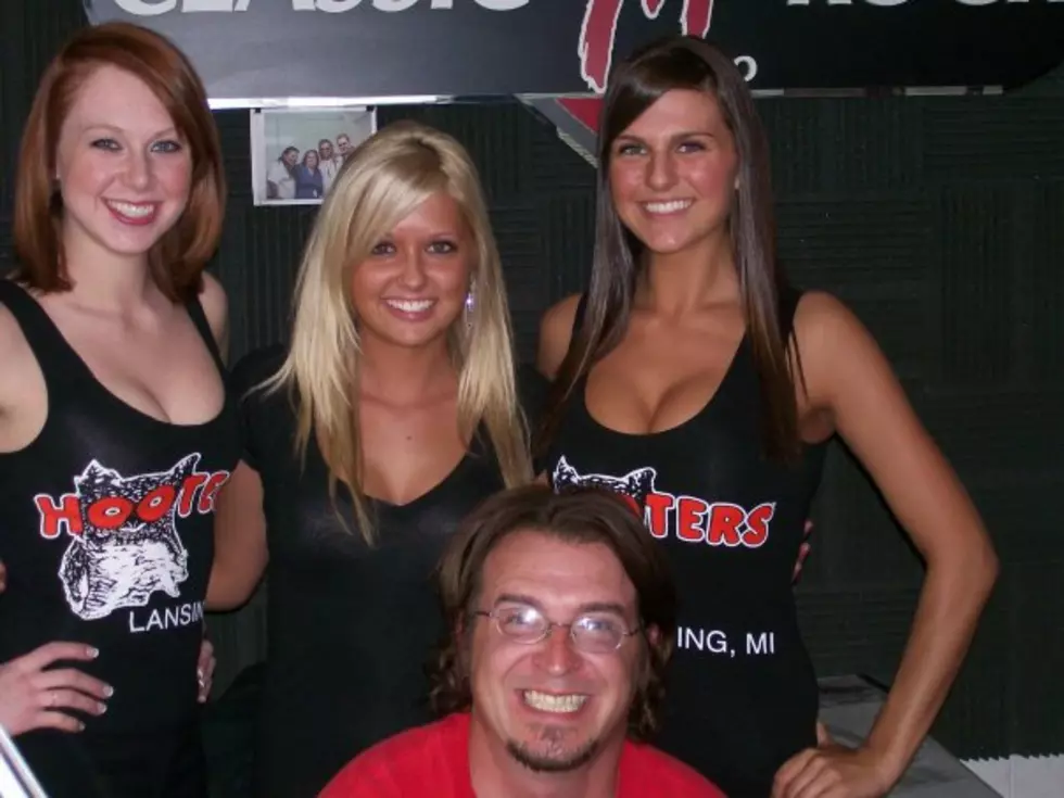 Rumor Mill: Hooters in Lansing to Close Saturday