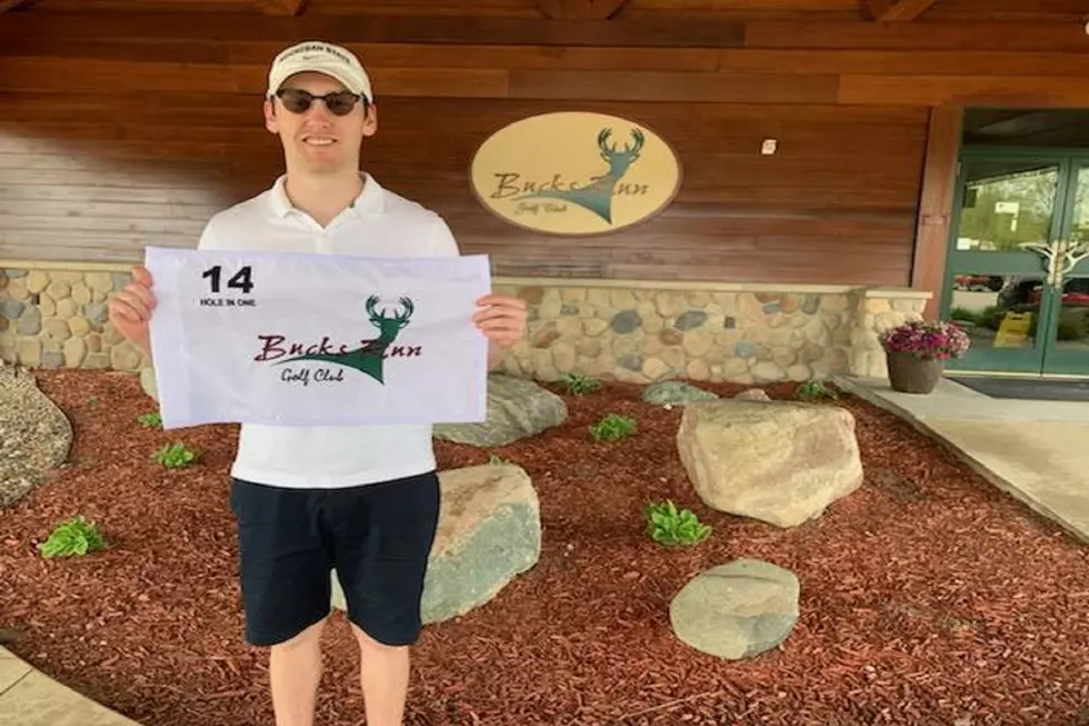 Josh Wiles Gets a Hole in One Playing With Dad