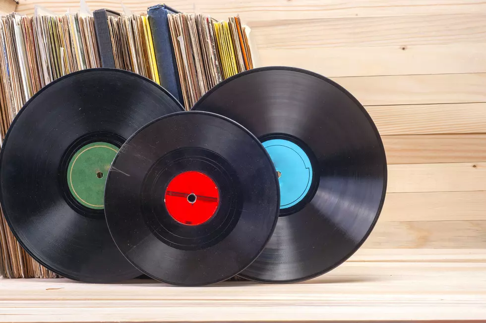 Vinyl Surpasses CDs in Sales for the First Time Since the ’80s