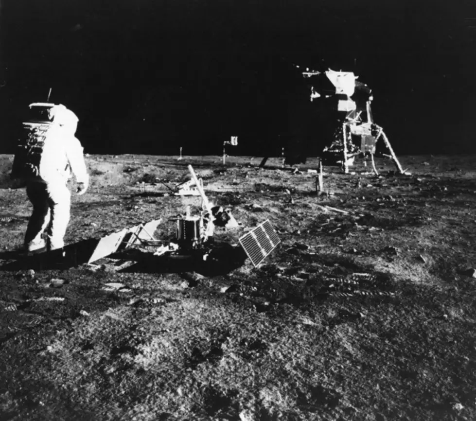 Today in history &#8211; Neil Armstrong steps on Moon