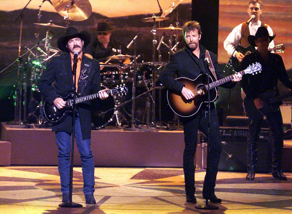 In History &#8211; Brooks &#038; Dunn scoop up 3 ACM Awards