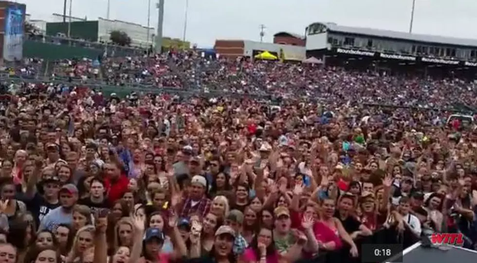 Taste Of Country Crowd [VIDEO]