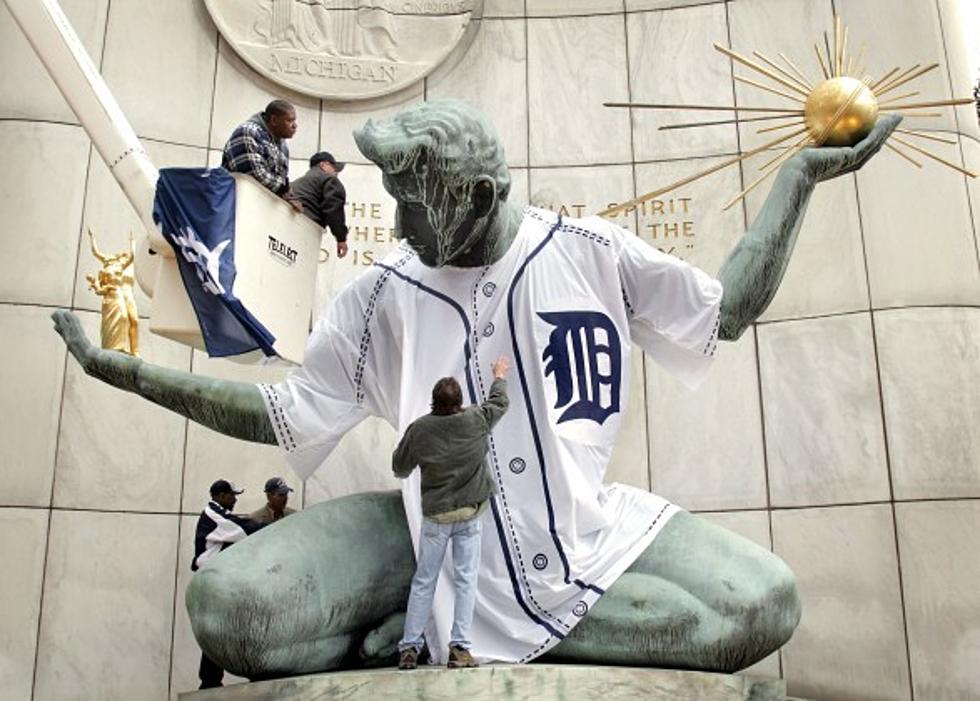 “Spirit of Detroit” Statue Set to Get New Uniform