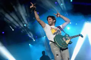 Check Out the Cool SFX on Thomas Rhett&#8217;s New Video