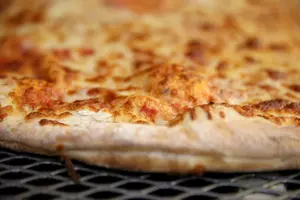 Michigan restaurant offers world&#8217;s biggest delivery pizza